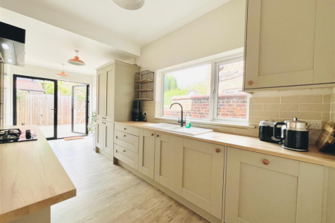 Breakfast Kitchen