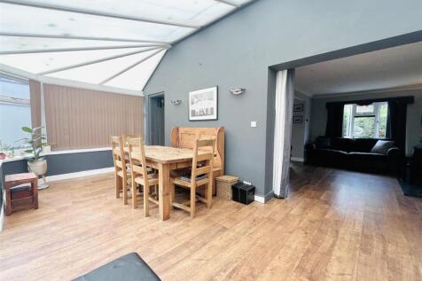 Dining Conservatory