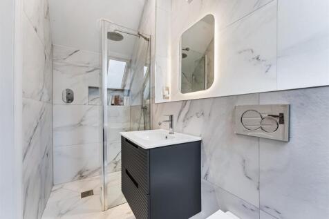 Scond Floor Shower Room