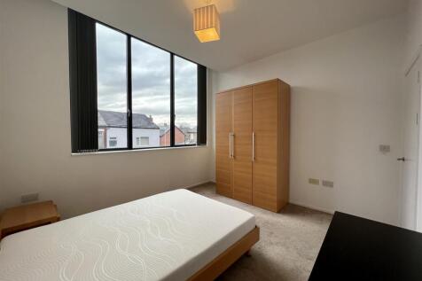 Bedroom Aspect 2