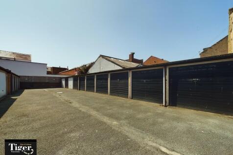 IMG_397876_12_lar...