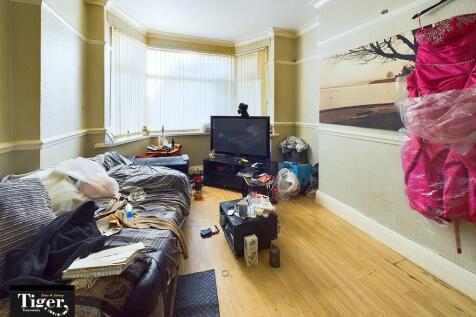 CAM02176G0-PR0414...