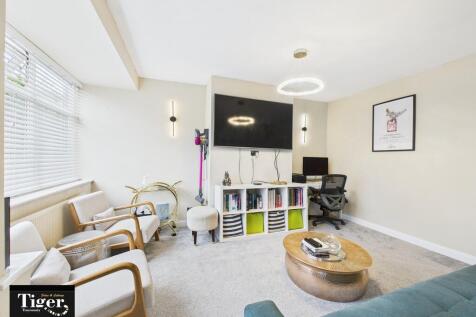 CAM03440G0-PR0439...