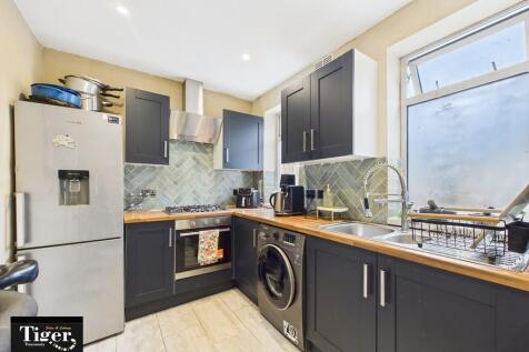 CAM03440G0-PR0439...