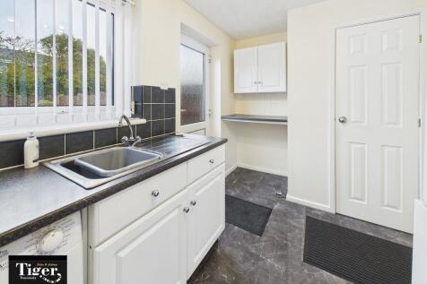 CAM02176G0-PR0739...