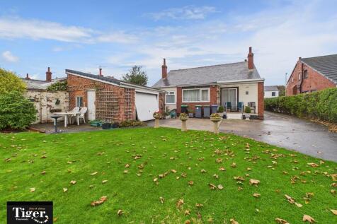 CAM02176G0-PR0745...