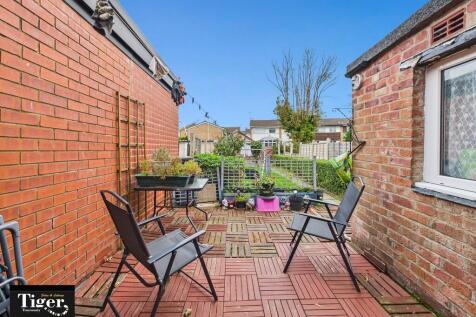 CAM03440G0-PR0435...