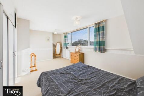 CAM03440G0-PR0449...