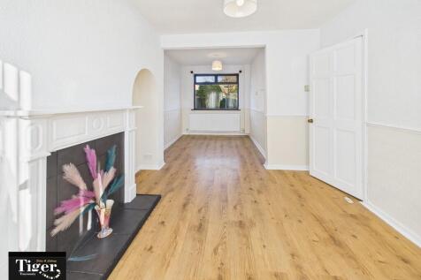 CAM02176G0-PR0761...