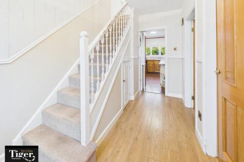 CAM02176G0-PR0762...