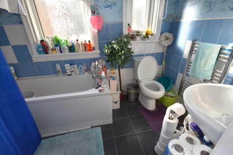 IMG_395863_7_larg...