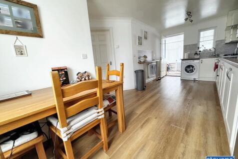 image00008_blurred (6)