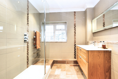 Ensuite