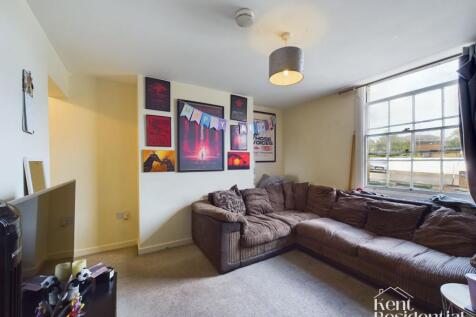 Frontroom