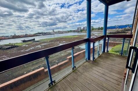 Balcony &amp; Views