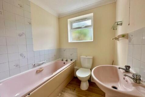 Bathroom L