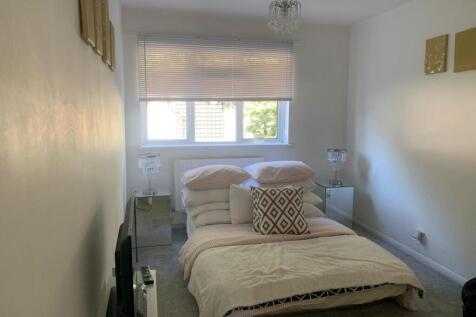 bedroom.jpg