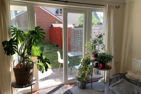 living room 2.jpg