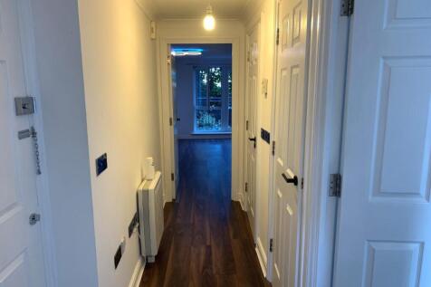 Hallway.jpg
