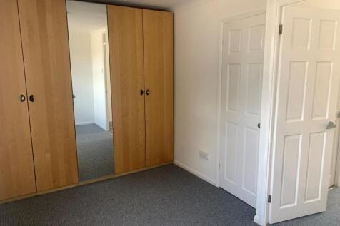 Bedroom 2.jpg