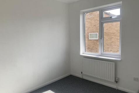 BEDROOM 1.jpg