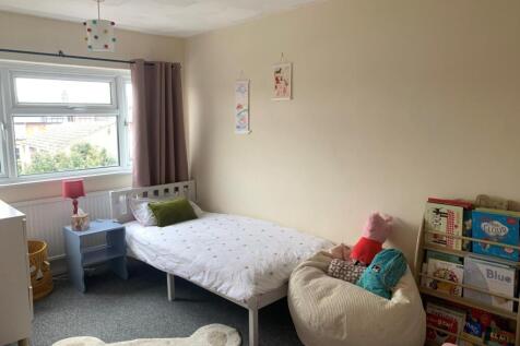 Bedroom 3.jpg
