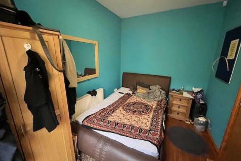 Bed4.jpg