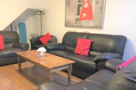 Lounge 1.jpg