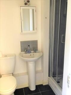 Shower room 3.jpg