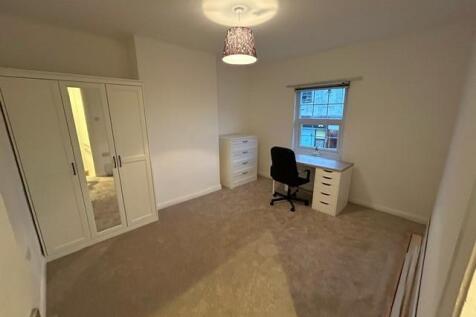 Bedroom 2.jpg