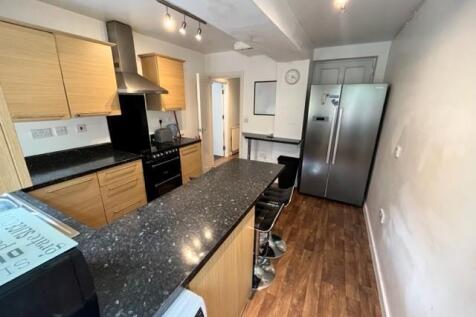 kitchen2.jpg
