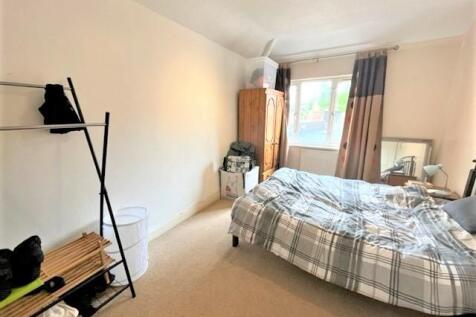 bedroom.jpg
