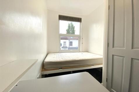 Bedroom 2. Picture 1 .jpeg