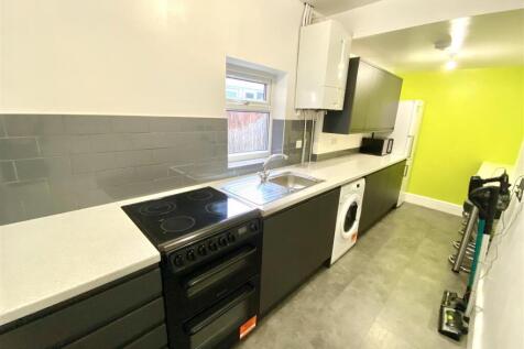 Kitchen. Picture 1 - Copy (2).jpeg