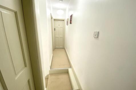 Landing. Picture 1 - Copy.jpeg