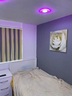 Bedroom 11.jpg