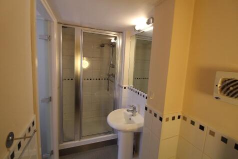 En-suite 1