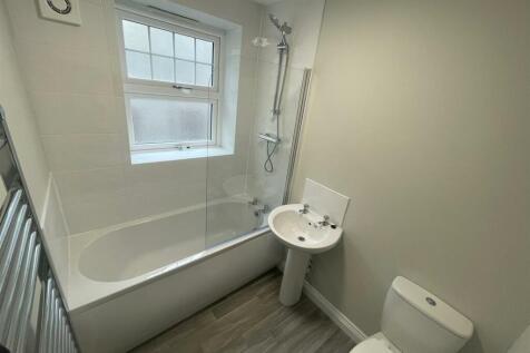 Bathroom.jpeg