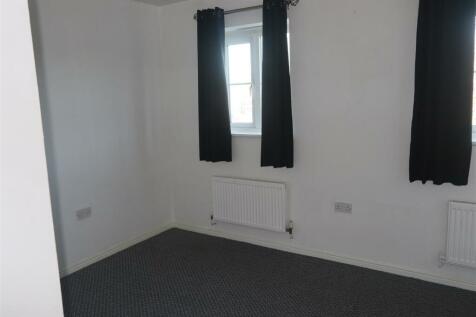 Bedroom 1.JPG