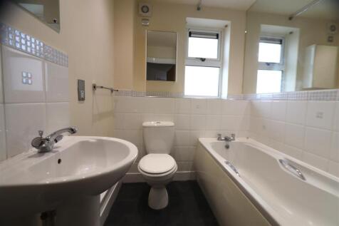 Bathroom.JPG