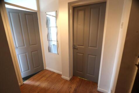 Hallway.JPG