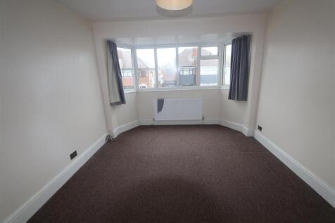 Bedroom one.JPG