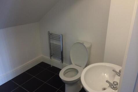 Bathroom F 7.JPG