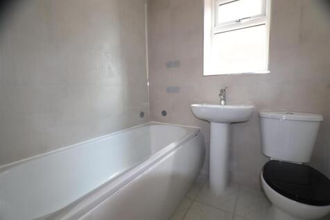 Bathroom.JPG
