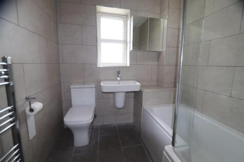 Bathroom.JPG