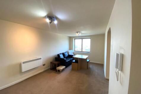 Lounge (1).jpeg