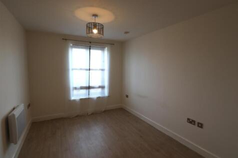 Bedroom one.JPG