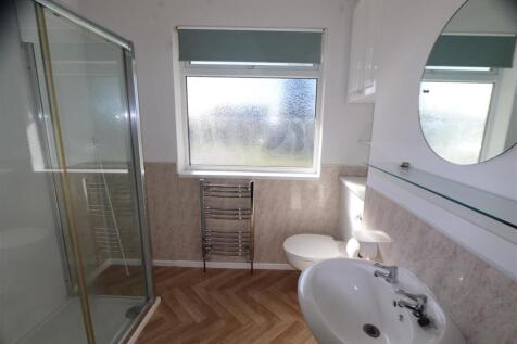 Shower room.JPG