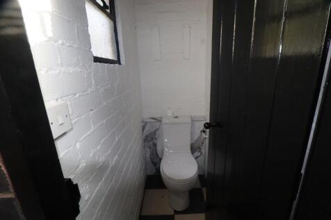 WC.JPG