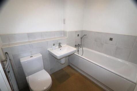 Bathroom.JPG